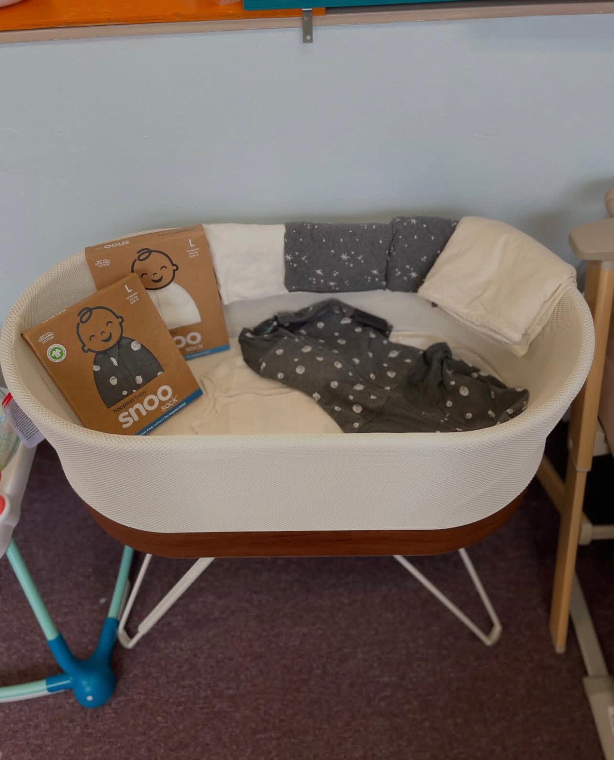 Happiest Baby SNOO Smart Sleeper Bassinet - Image 15